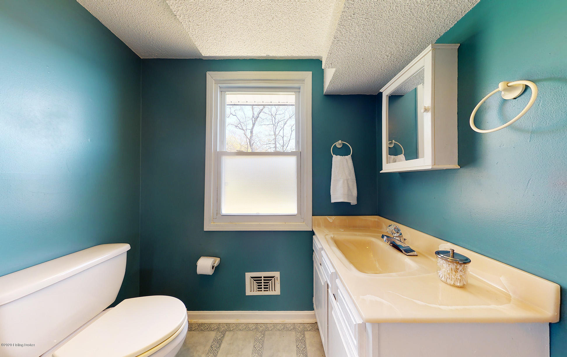 315 Sunny View Road Brandenburg, KY 40108 - Photo 32 of 41 Bathroom 3