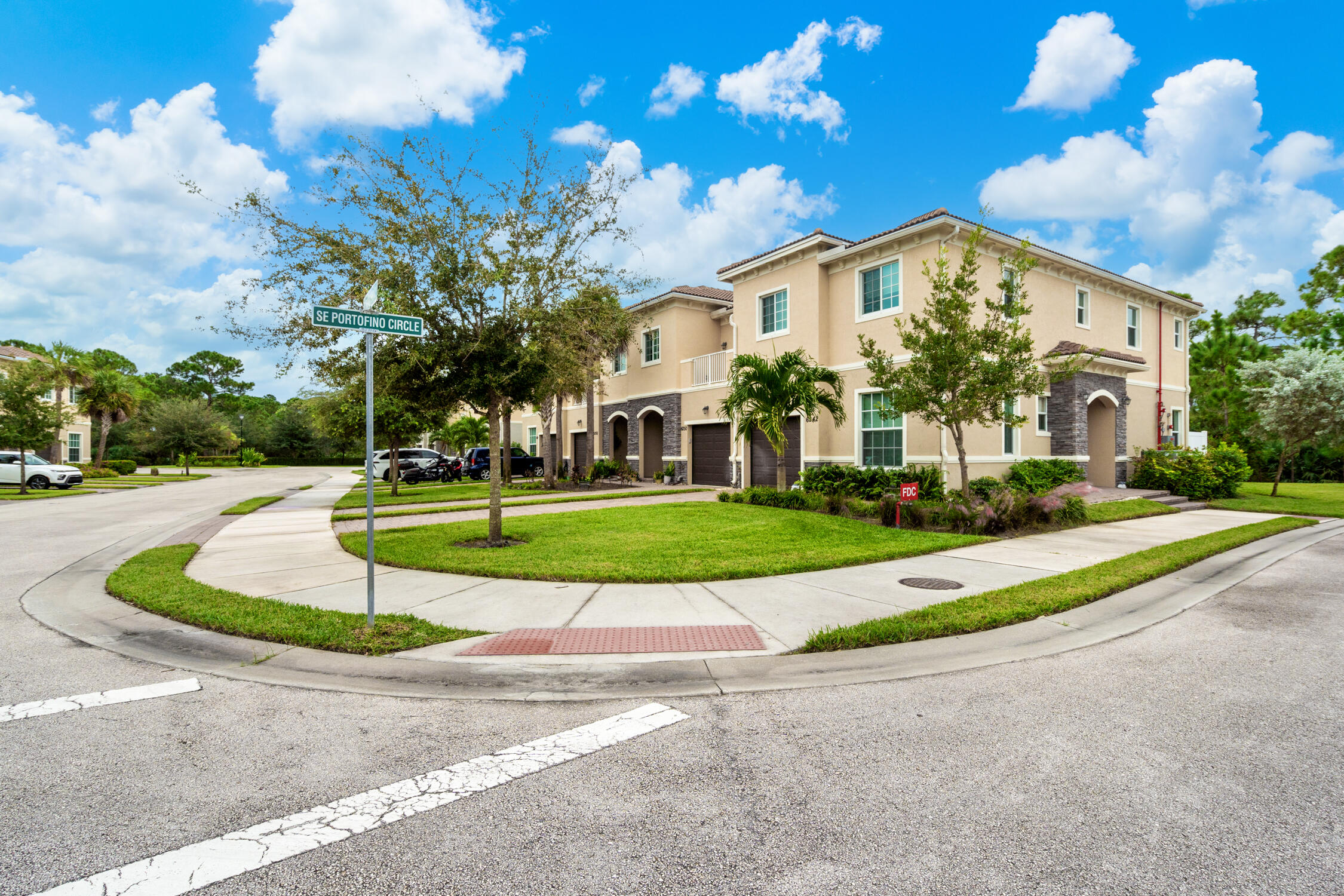 6250 Southeast Fauna Terrace Hobe Sound, FL 33455 - Photo 1 of 35 Exterior