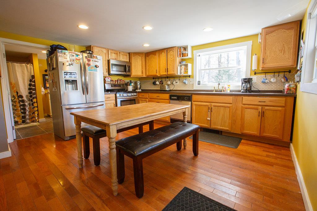 6 Old Lantern Road Hillsborough, NH 03244 - Photo 5 of 26 Gallery Image 5