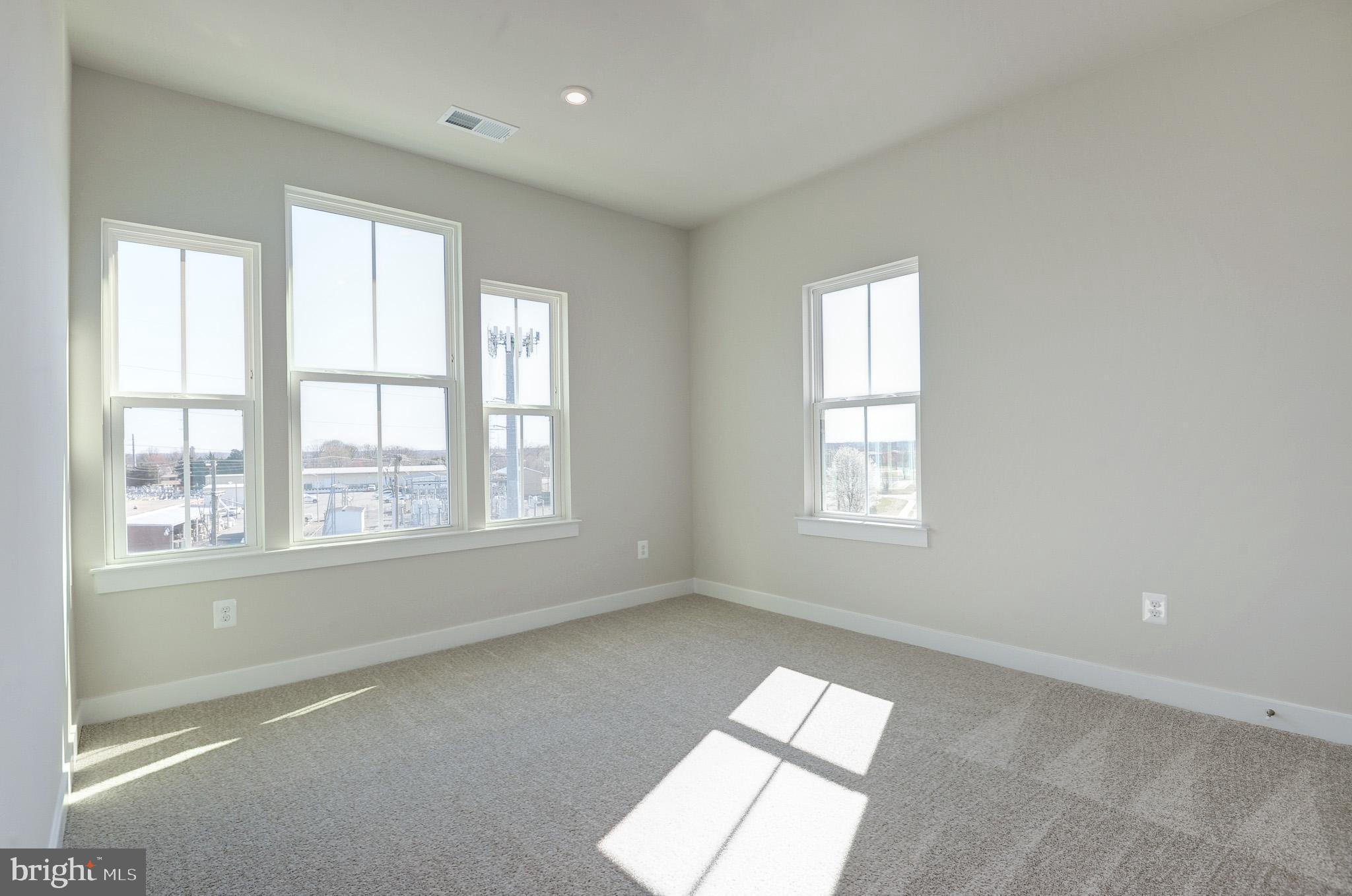 8020 Williamson Boulevard Manassas, VA 20109 - Photo 37 of 53 a view of an empty room with a window