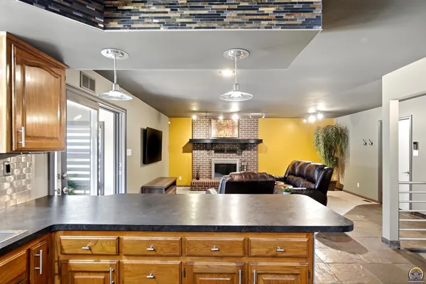 $399,900 | 7601 Southwest Oxfordshire Road, Topeka, KS 66614