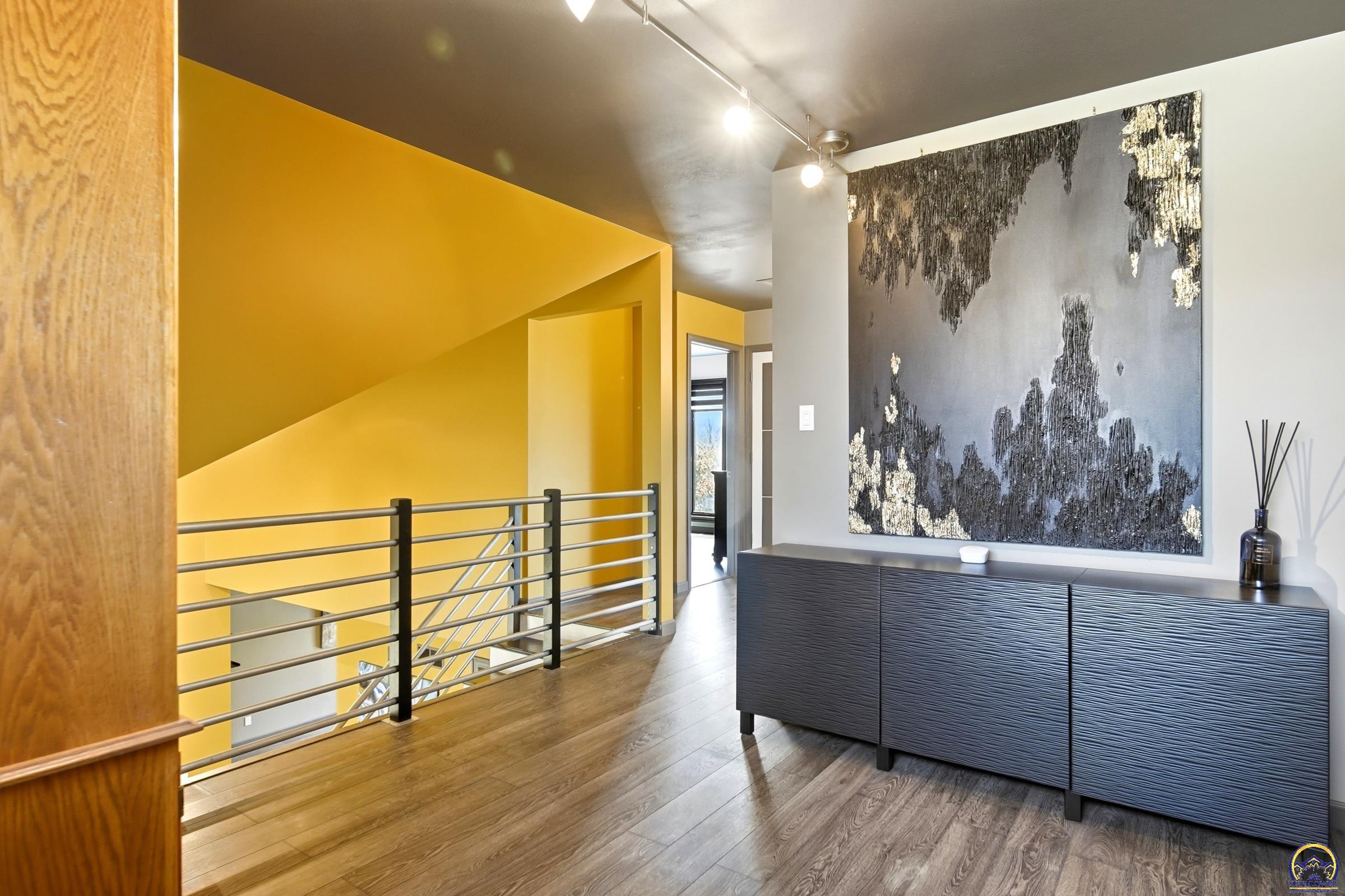 7601 Southwest Oxfordshire Road Topeka, KS 66614 - Photo 23 of 70