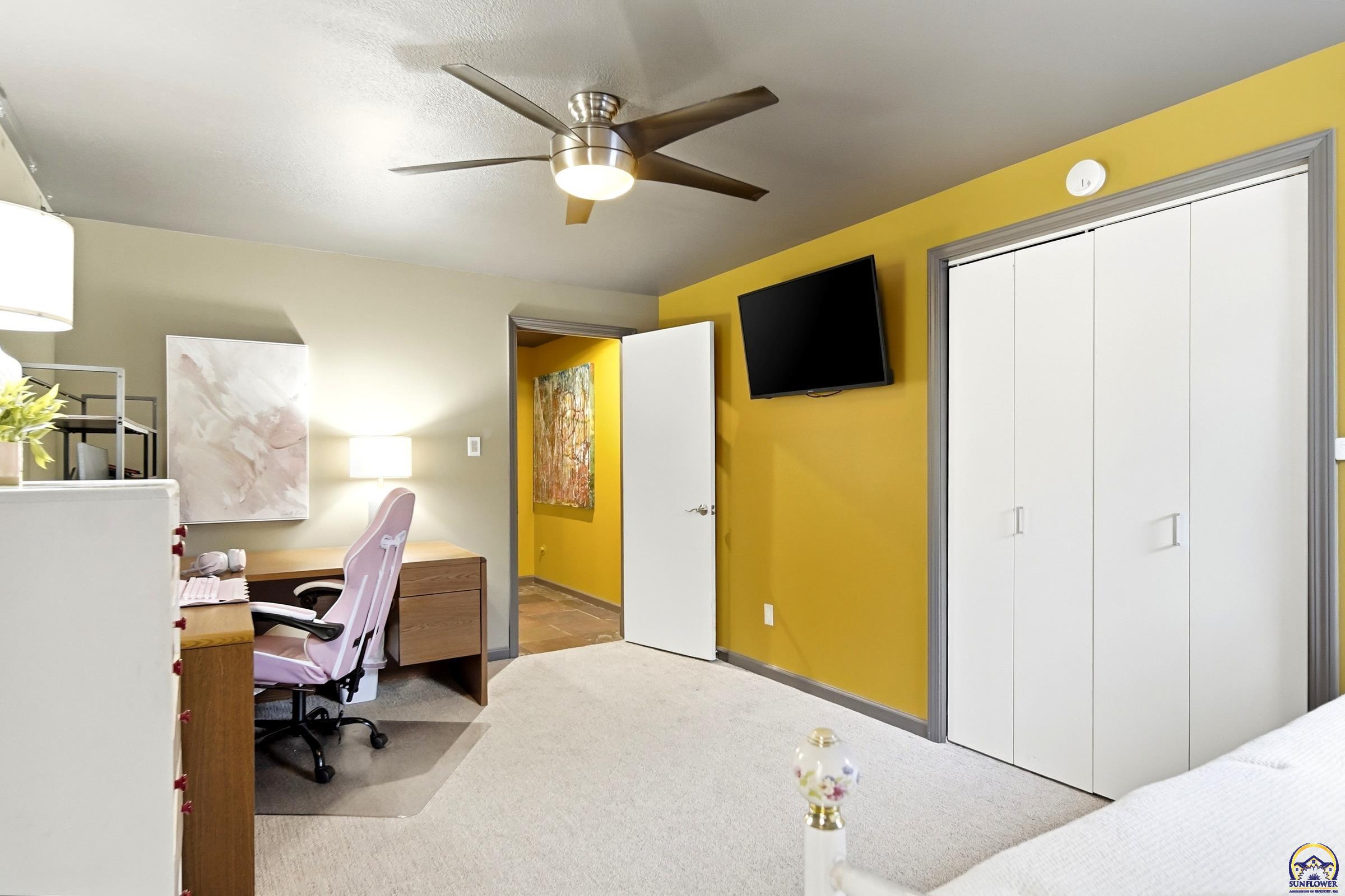 7601 Southwest Oxfordshire Road Topeka, KS 66614 - Photo 41 of 70