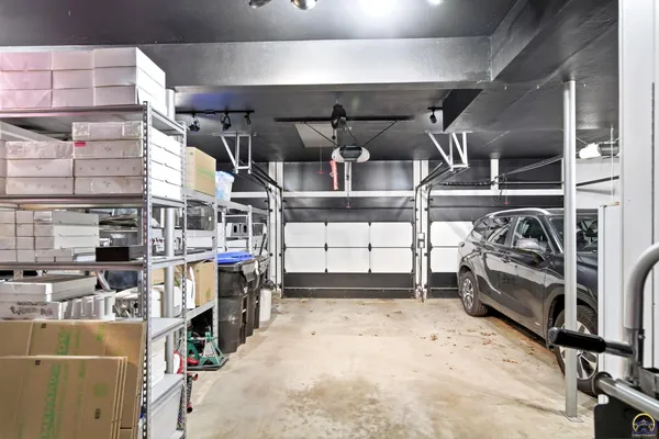 $399,900 | 7601 Southwest Oxfordshire Road, Topeka, KS 66614