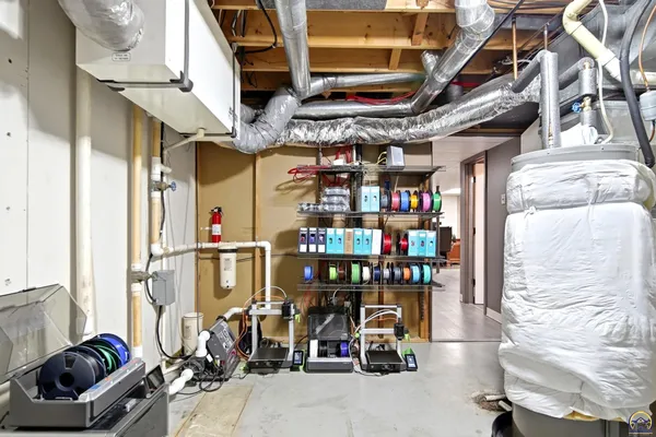 $399,900 | 7601 Southwest Oxfordshire Road, Topeka, KS 66614