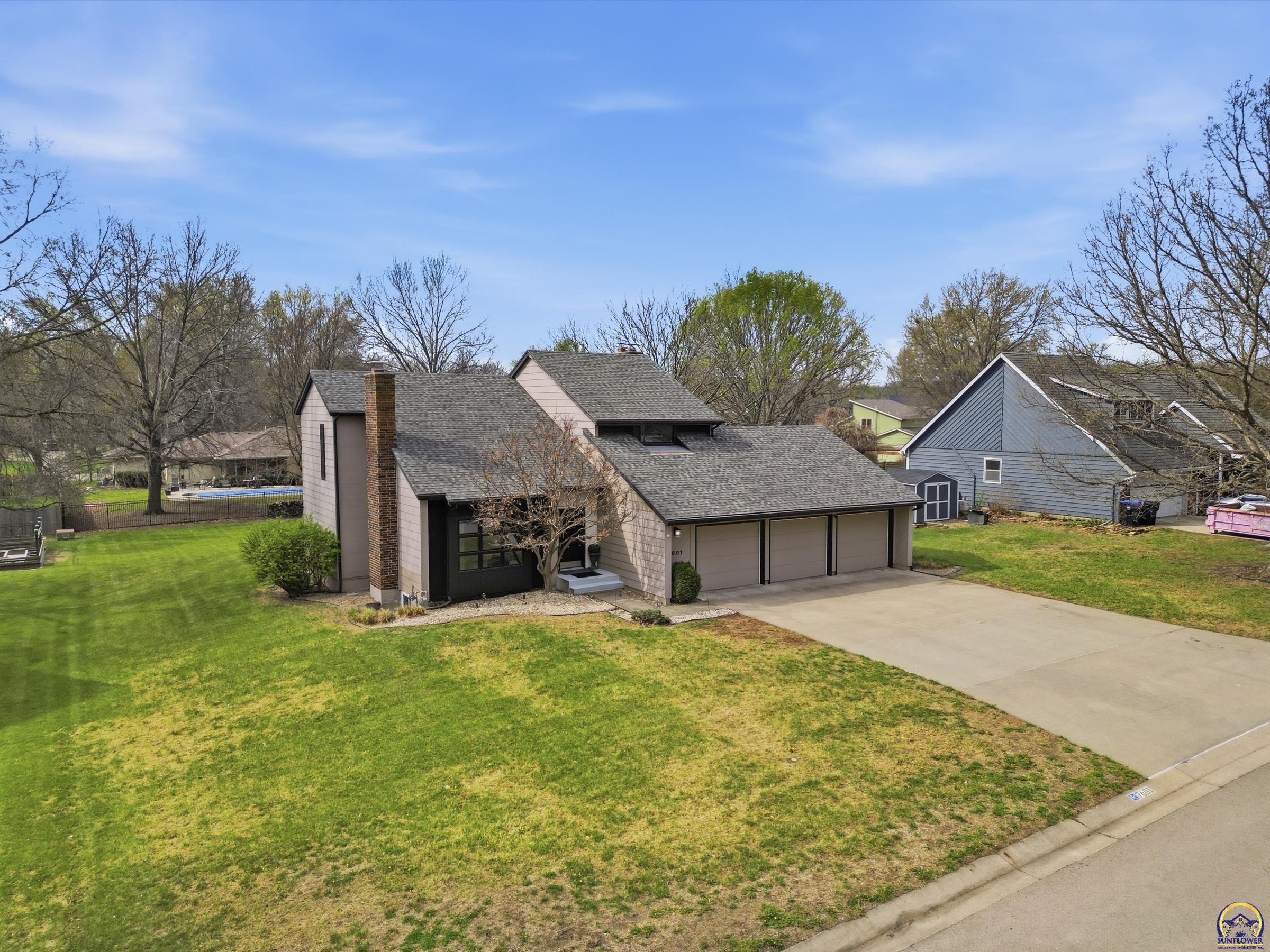 7601 Southwest Oxfordshire Road Topeka, KS 66614 - Photo 57 of 70
