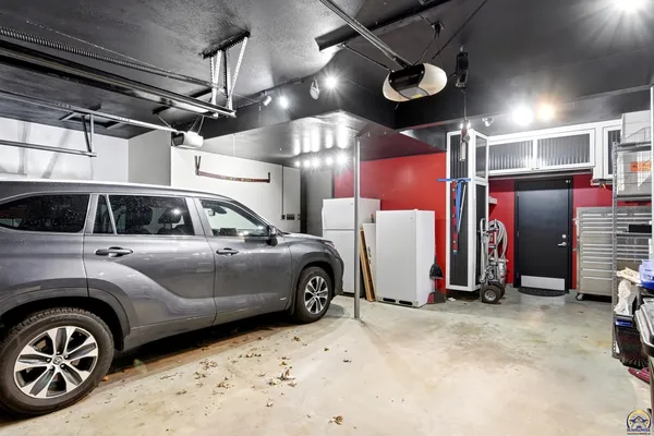 $399,900 | 7601 Southwest Oxfordshire Road, Topeka, KS 66614