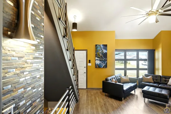 $399,900 | 7601 Southwest Oxfordshire Road, Topeka, KS 66614