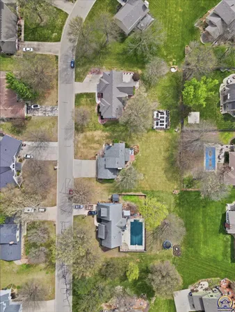 $399,900 | 7601 Southwest Oxfordshire Road, Topeka, KS 66614