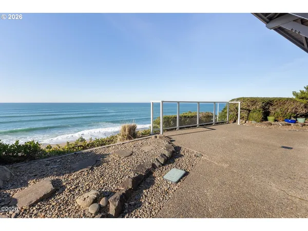 $1,163,750 | 143 Salishan Drive, Gleneden Beach, OR 97388