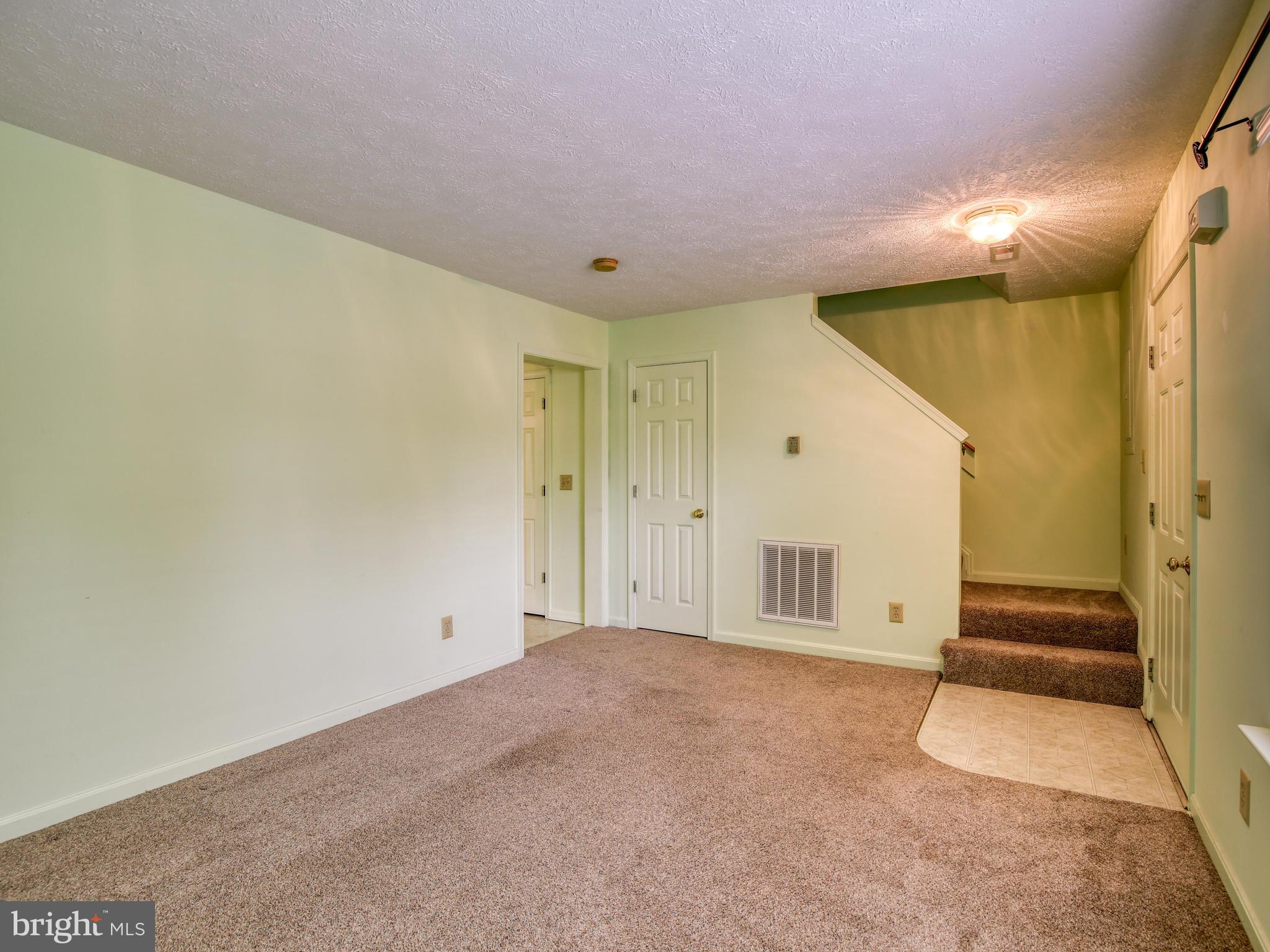 435 Ridgefield Avenue Stephens City, VA 22655 - Photo 11 of 27