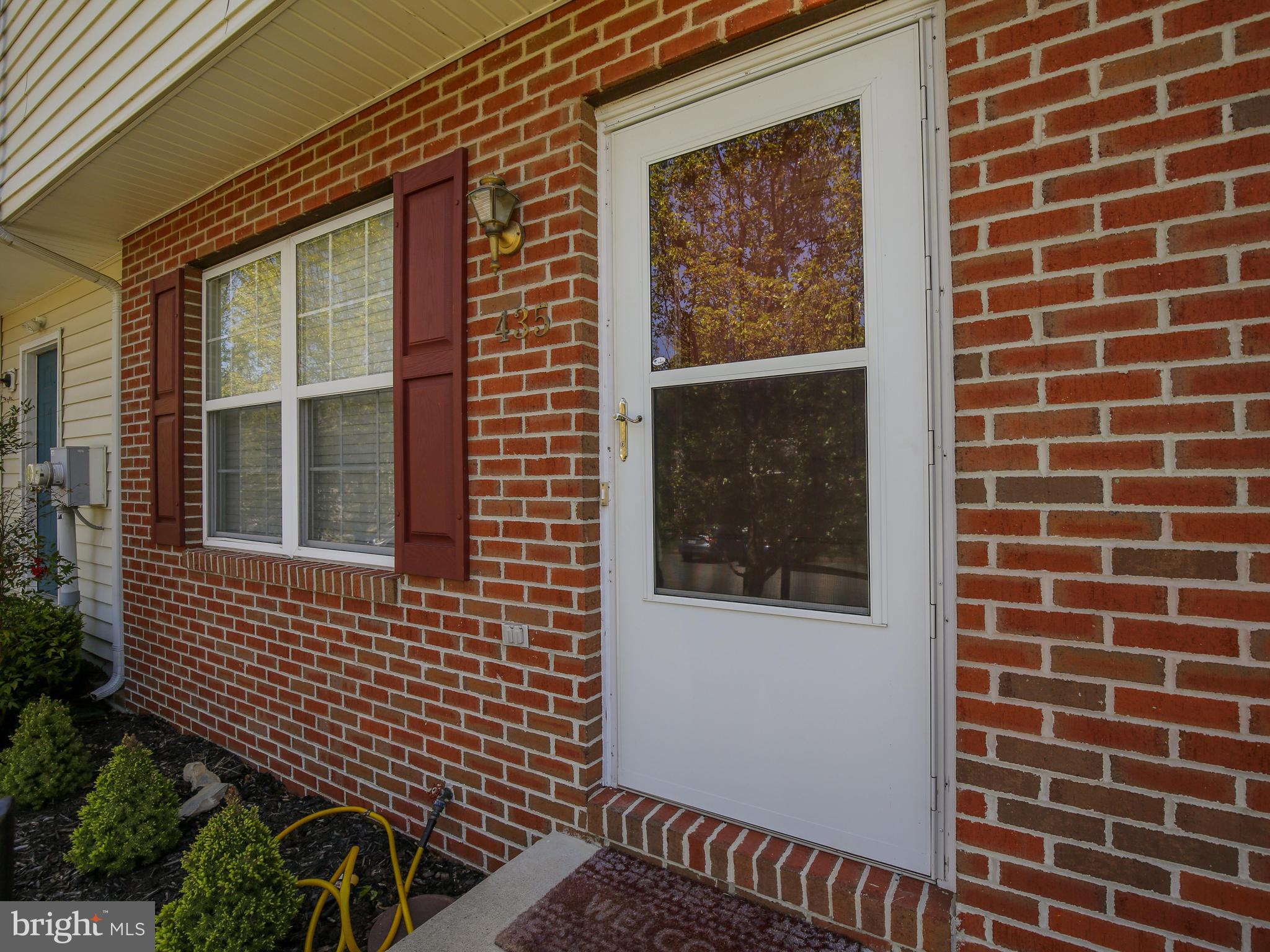 435 Ridgefield Avenue Stephens City, VA 22655 - Photo 4 of 27