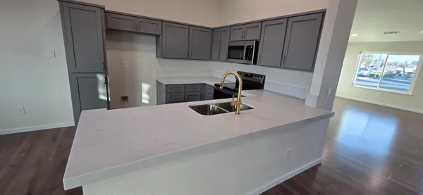 $568,900 | 1680 Michele Way, Escalon, CA 95320