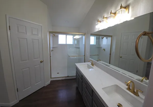 $568,900 | 1680 Michele Way, Escalon, CA 95320