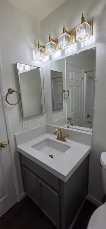 $568,900 | 1680 Michele Way, Escalon, CA 95320