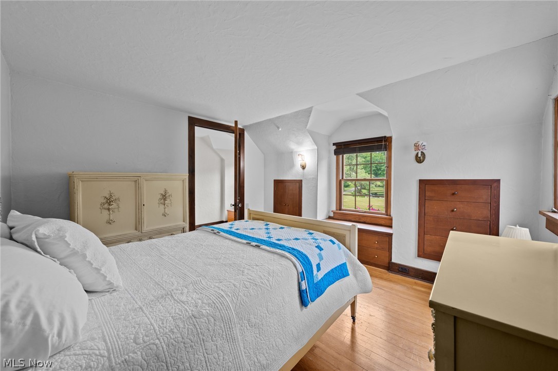 5227 Som Center Road Solon, OH 44139 - Photo 23 of 48
