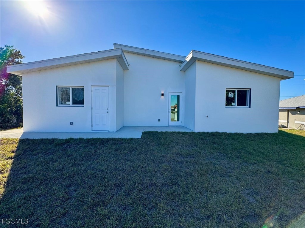 424 Alabama Road South Lehigh Acres, FL 33936 - Photo 2 of 13