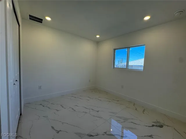 $2,950 | 424 Alabama Road South, Lehigh Acres, FL 33936