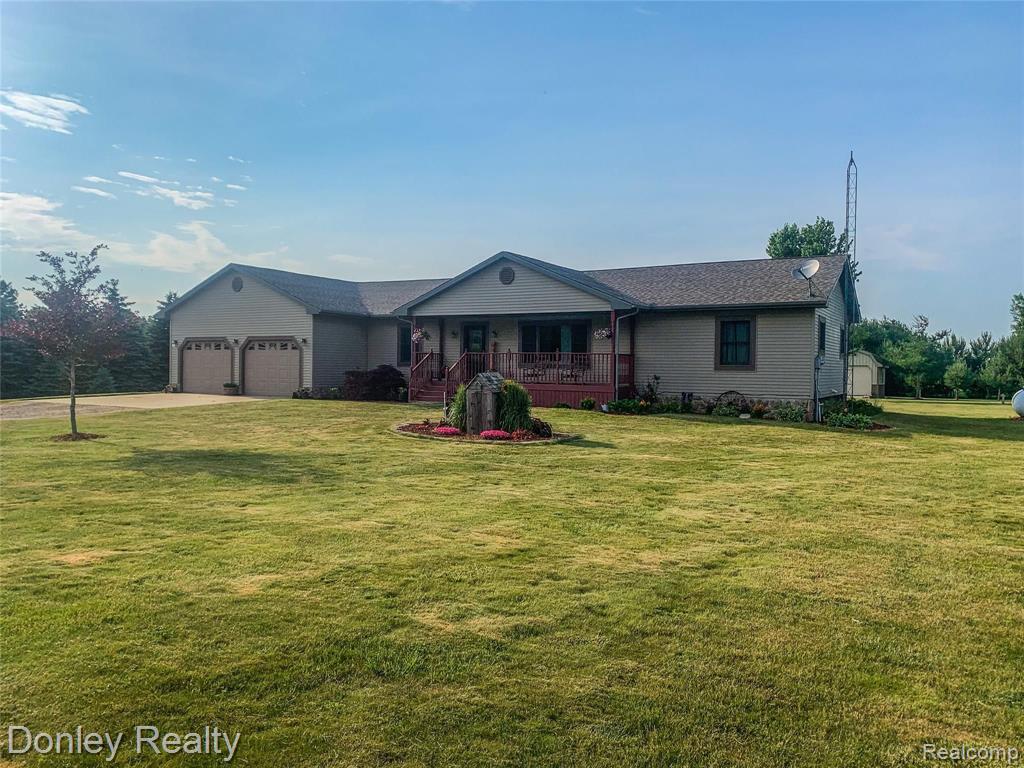 950 West Miller Road Sandusky, MI 48471 - Photo 6 of 34
