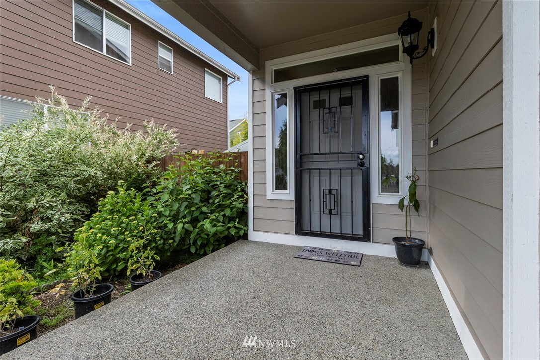 6901 41st Street East Fife, WA 98424 - Photo 2 of 16