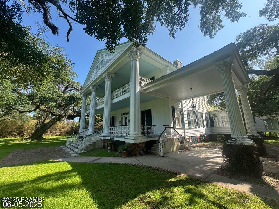 99 Main Street Franklin, LA 70538 - Photo 1 of 26 IMG_1618