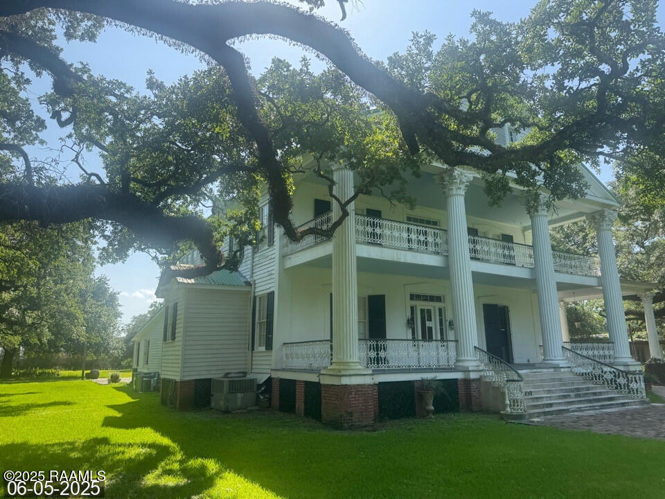 99 Main Street Franklin, LA 70538 - Photo 8 of 26 IMG_1623