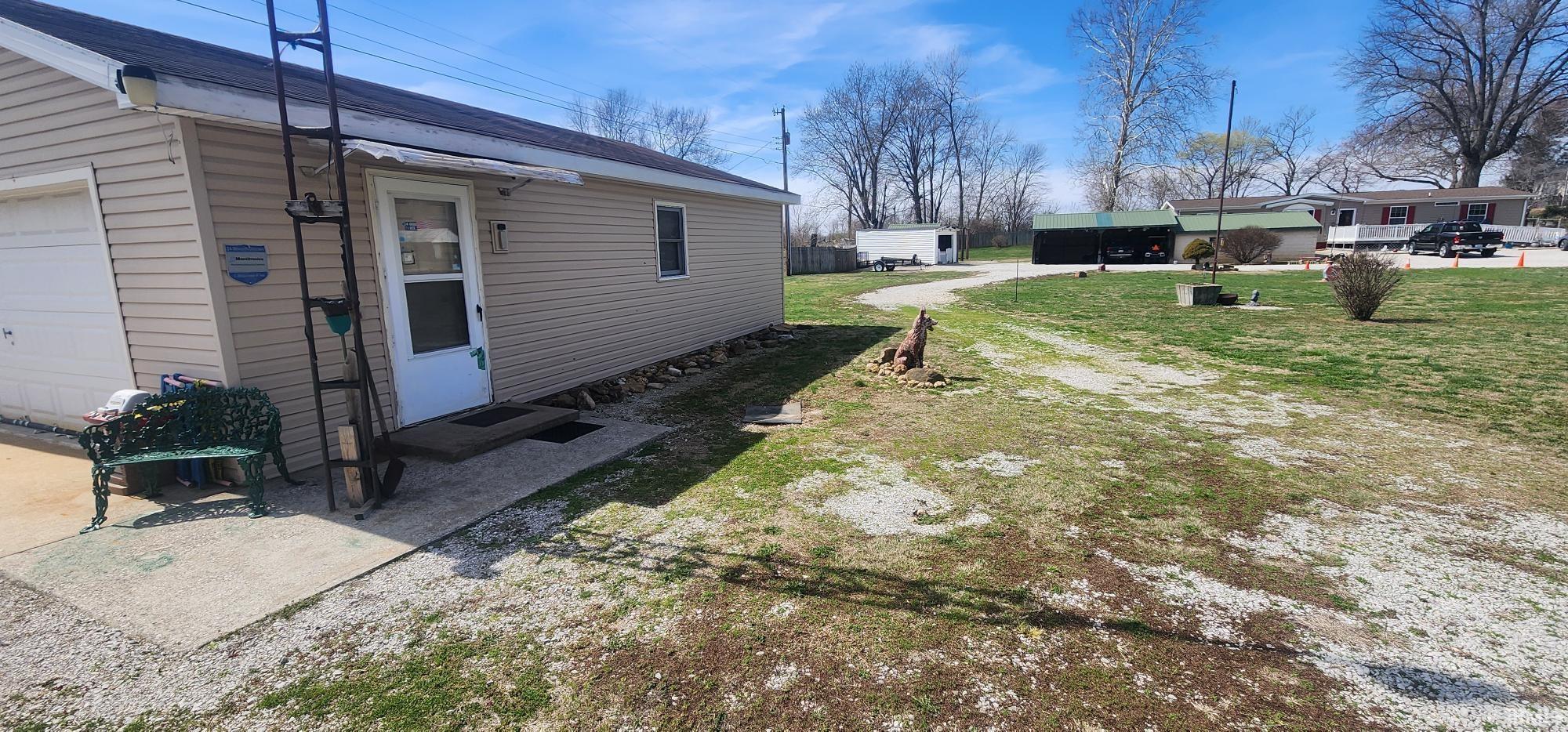 1003 West 4th Street Bicknell, IN 47512 - Photo 2 of 7