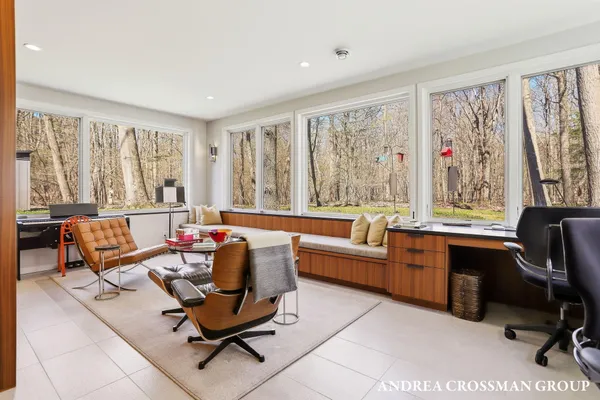 $3,000,000 | 6919 Bendemeer Drive, Fennville, MI 49408