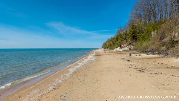 $3,000,000 | 6919 Bendemeer Drive, Fennville, MI 49408