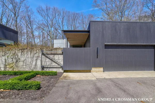 $3,000,000 | 6919 Bendemeer Drive, Fennville, MI 49408