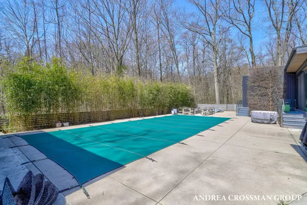 $3,000,000 | 6919 Bendemeer Drive, Fennville, MI 49408