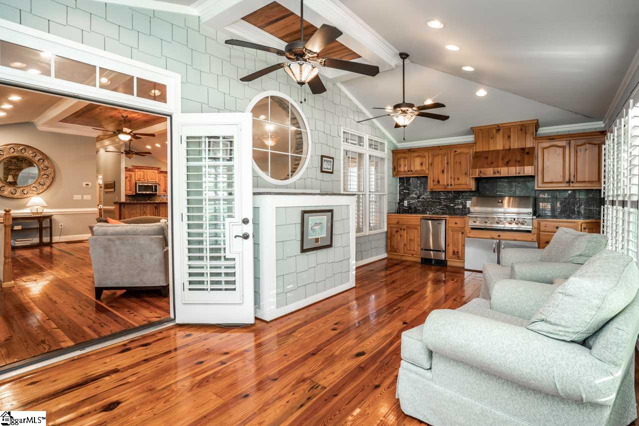 702 Brown Arrow Circle Inman, SC 29349 - Photo 6 of 27 Gallery Image 6