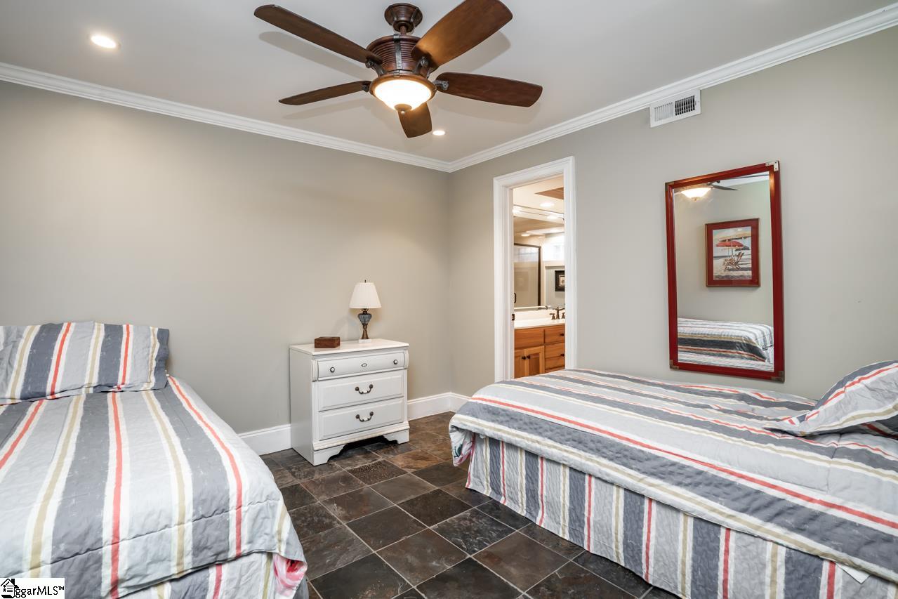 702 Brown Arrow Circle Inman, SC 29349 - Photo 9 of 27 Gallery Image 9