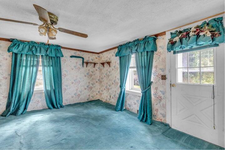 7943 Cement City Road Brooklyn, MI 49230 - Photo 14 of 43 14