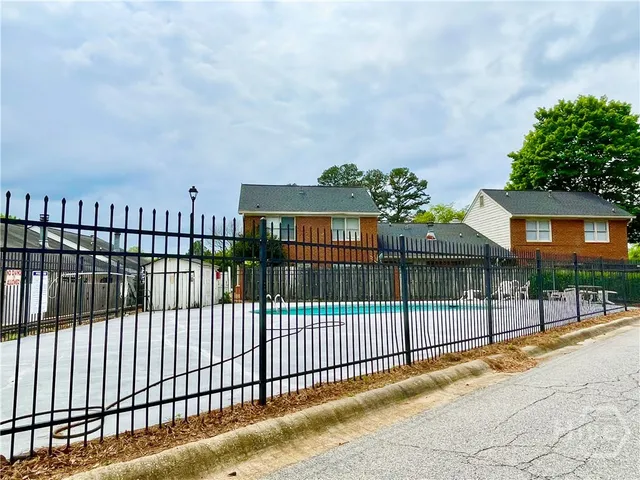 $2,700 | 595 Macon Highway, Unit 22, Athens, GA 30606