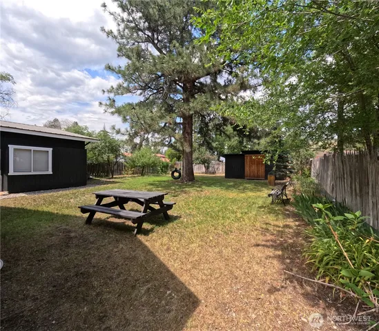 $725,000 | 238 Castle Avenue, Winthrop, WA 98862