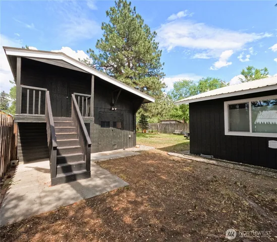 $725,000 | 238 Castle Avenue, Winthrop, WA 98862