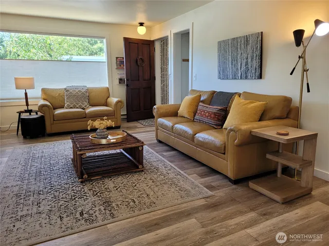 $725,000 | 238 Castle Avenue, Winthrop, WA 98862