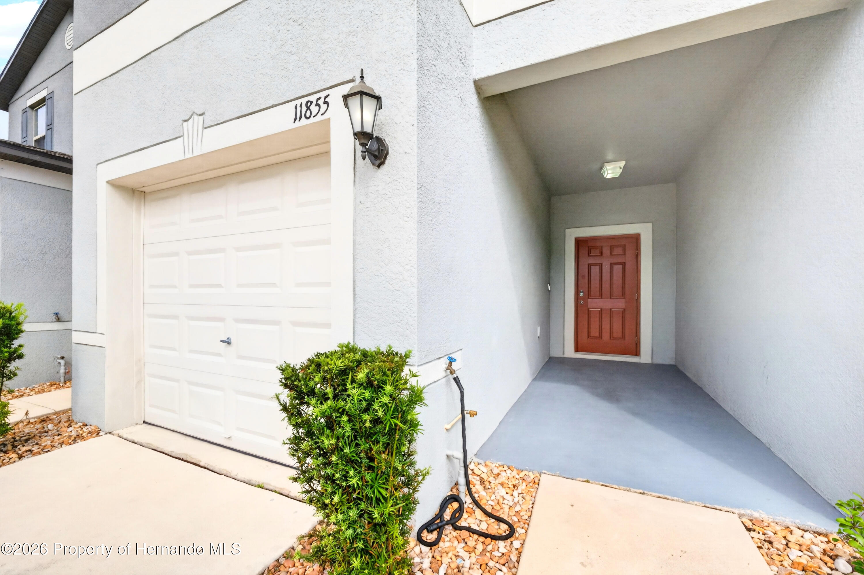 11855 Dumaine Valley Road Riverview, FL 33579 - Photo 2 of 41