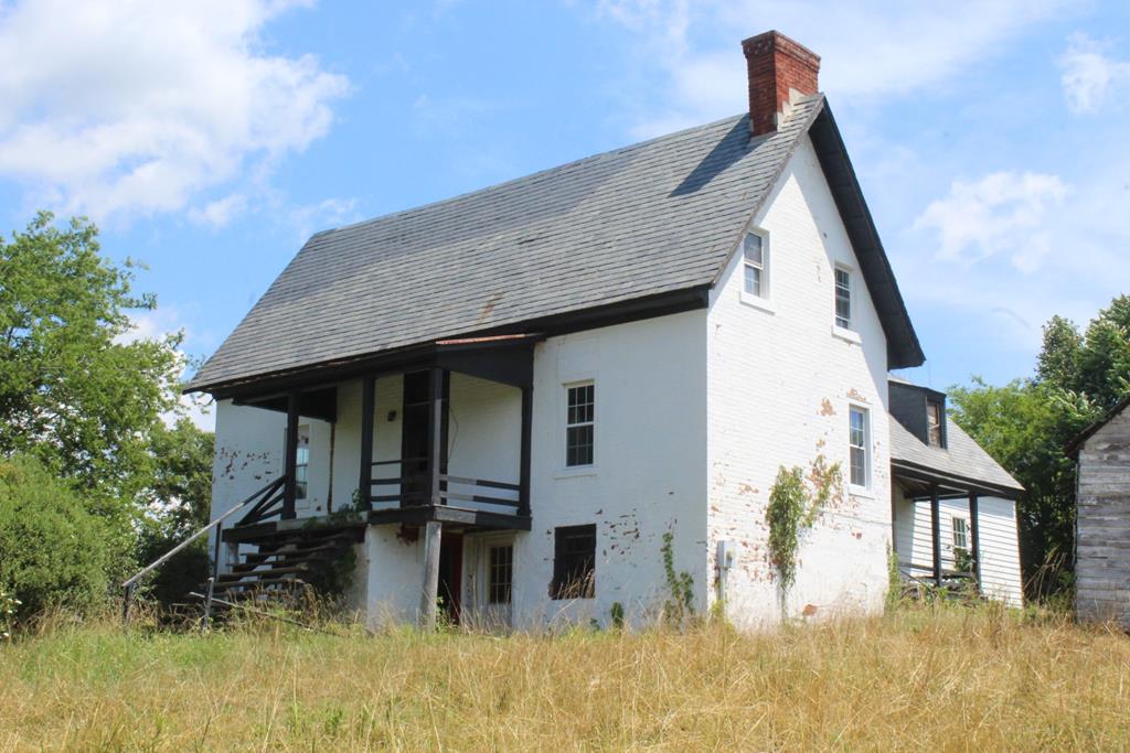 157 Cole Comfort Road Dillwyn, VA 23936 - Photo 1 of 49 Gallery Image 1