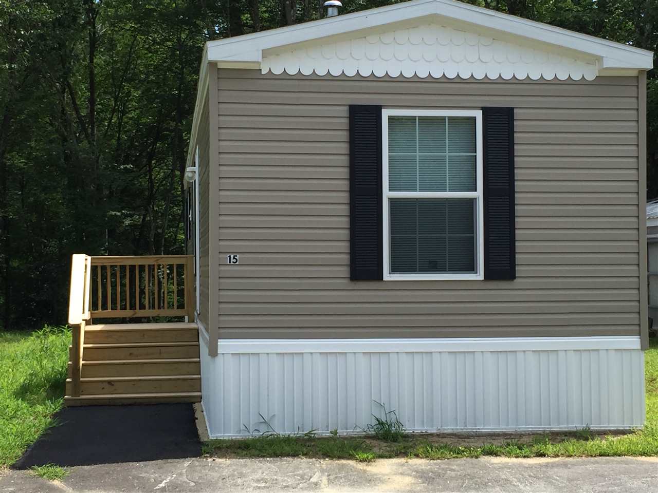 15 Old Cart Road Raymond, NH 03077 - Photo 2 of 21