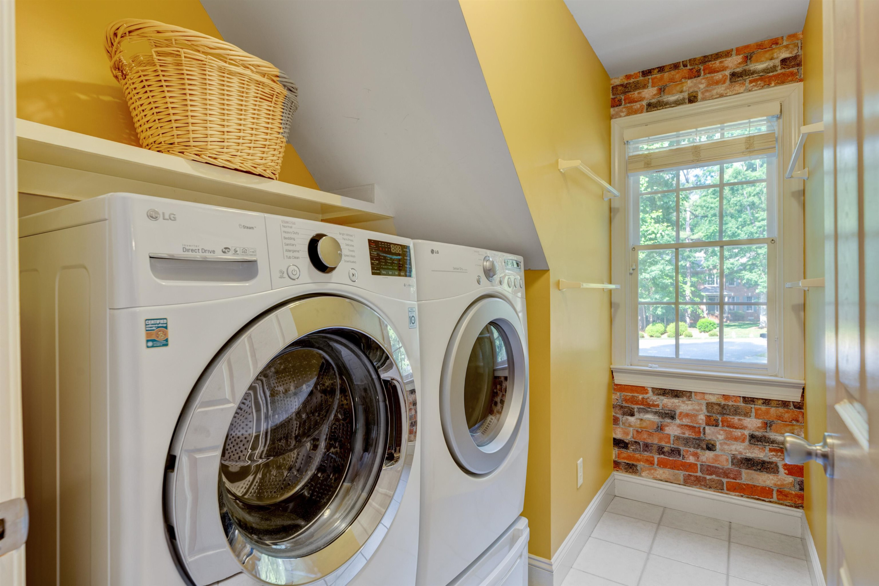 8008 Millenium Drive Raleigh, NC 27614 - Photo 35 of 55 Laundry