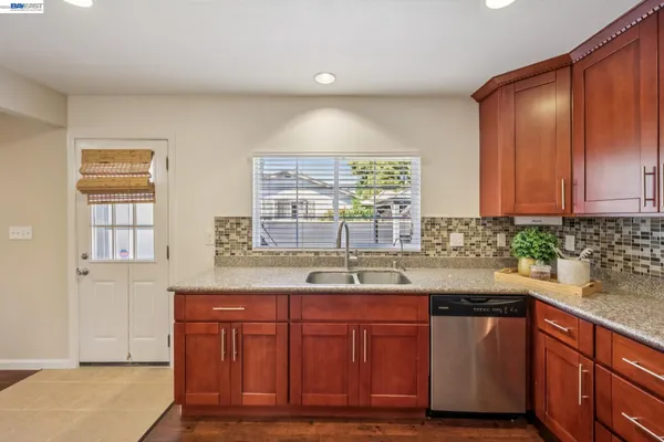 $1,250,000 | 21132 Tyee Court, Castro Valley, CA 94546