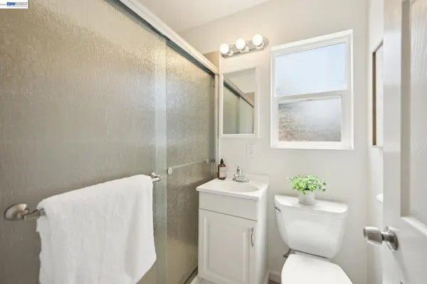 $1,250,000 | 21132 Tyee Court, Castro Valley, CA 94546