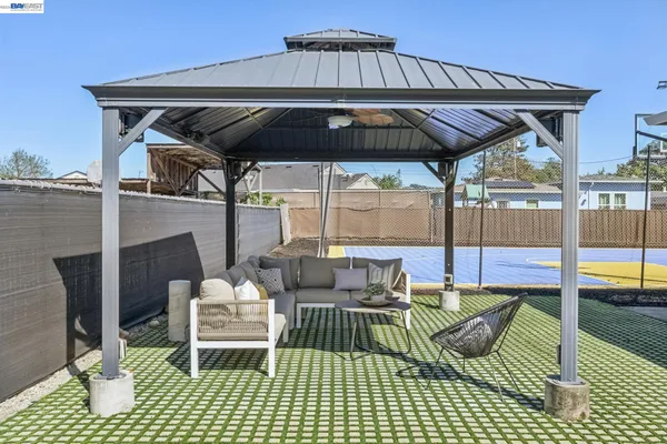 $1,250,000 | 21132 Tyee Court, Castro Valley, CA 94546