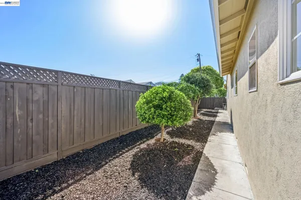 $1,250,000 | 21132 Tyee Court, Castro Valley, CA 94546