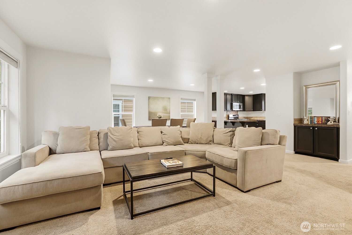 17520 12th Avenue Northeast, Unit B Shoreline, WA 98155 - Photo 5 of 29