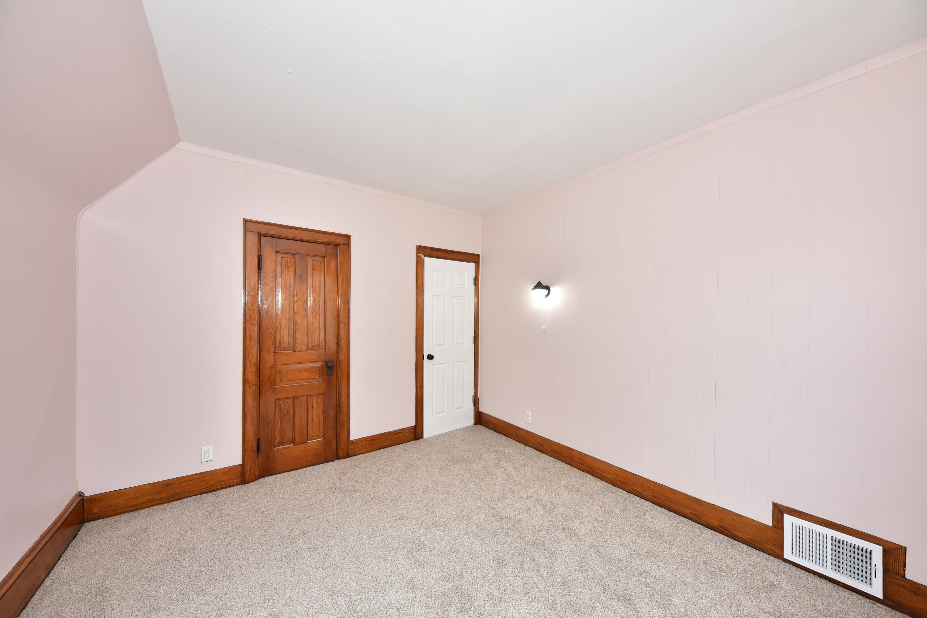 1238 North 33rd Street Milwaukee, WI 53208 - Photo 23 of 32 Bedroom 2