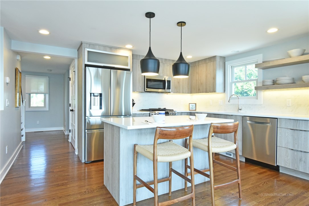298 Colonel John Gardner Road Narragansett, RI 02882 - Photo 13 of 32