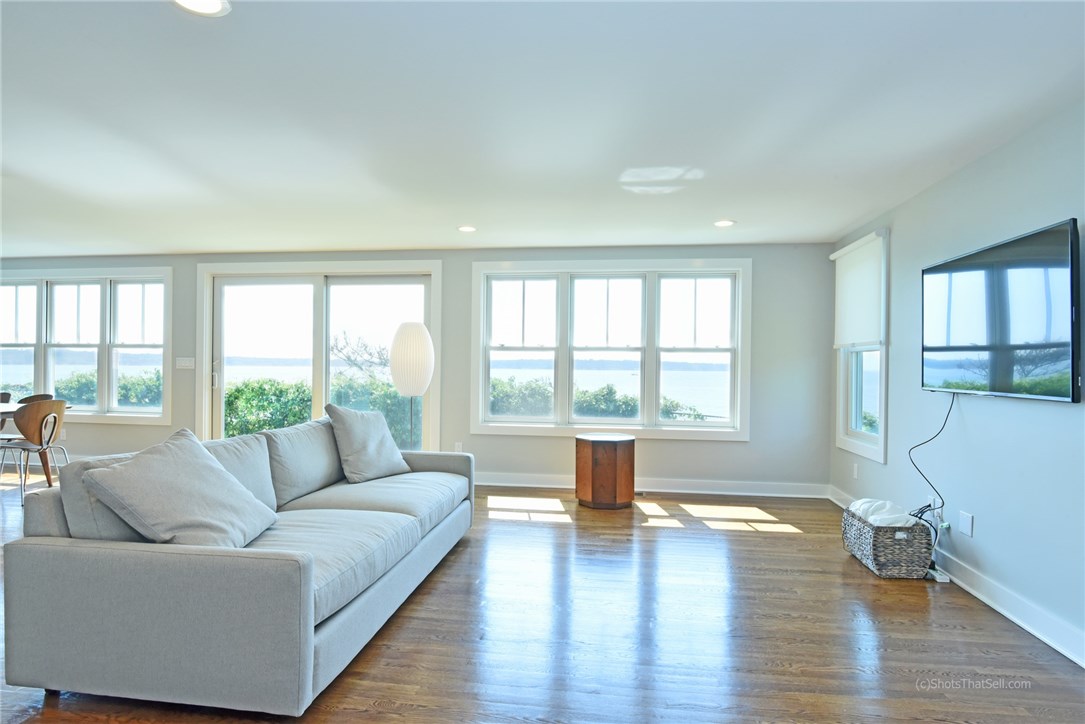 298 Colonel John Gardner Road Narragansett, RI 02882 - Photo 15 of 32